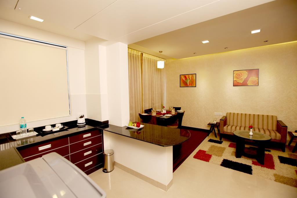 Vinstar Serviced Apartments Хинджавади Номер фото