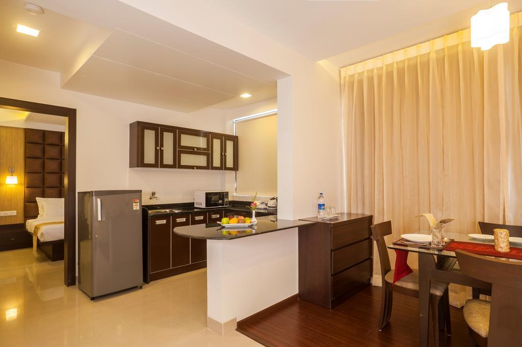 Vinstar Serviced Apartments Хинджавади Экстерьер фото